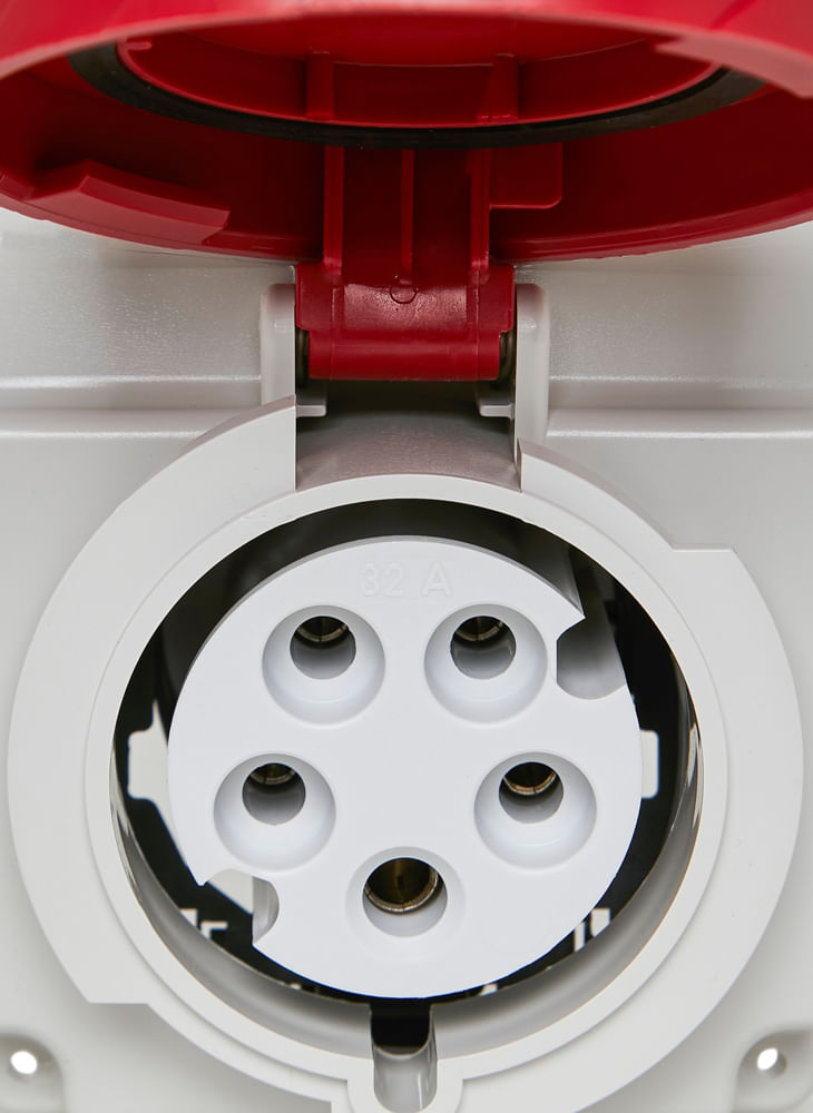 Tom Bloq Emb Quasar 3P+T 32A 380/415V 6H Vm Ip65 Steck Qua4246B